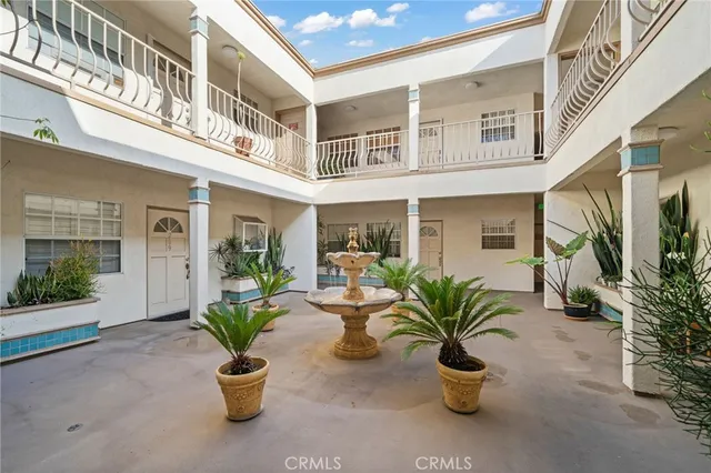 $2,750 | 1145 Roswell Avenue, Unit 204, Long Beach, CA 90804