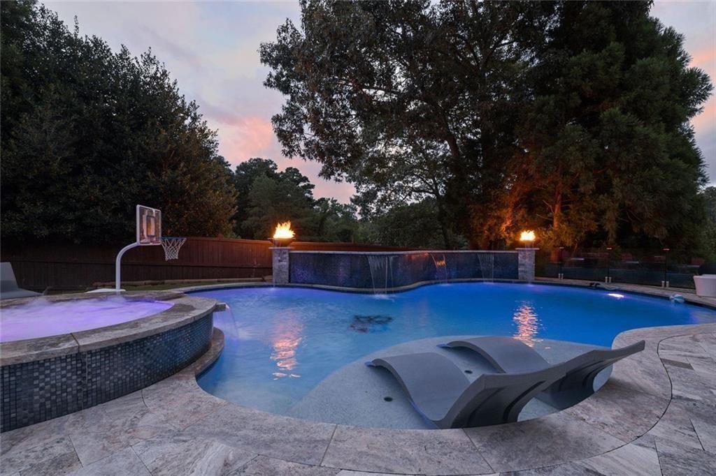 11140 W Road Roswell, GA 30075 - Photo 5 of 72