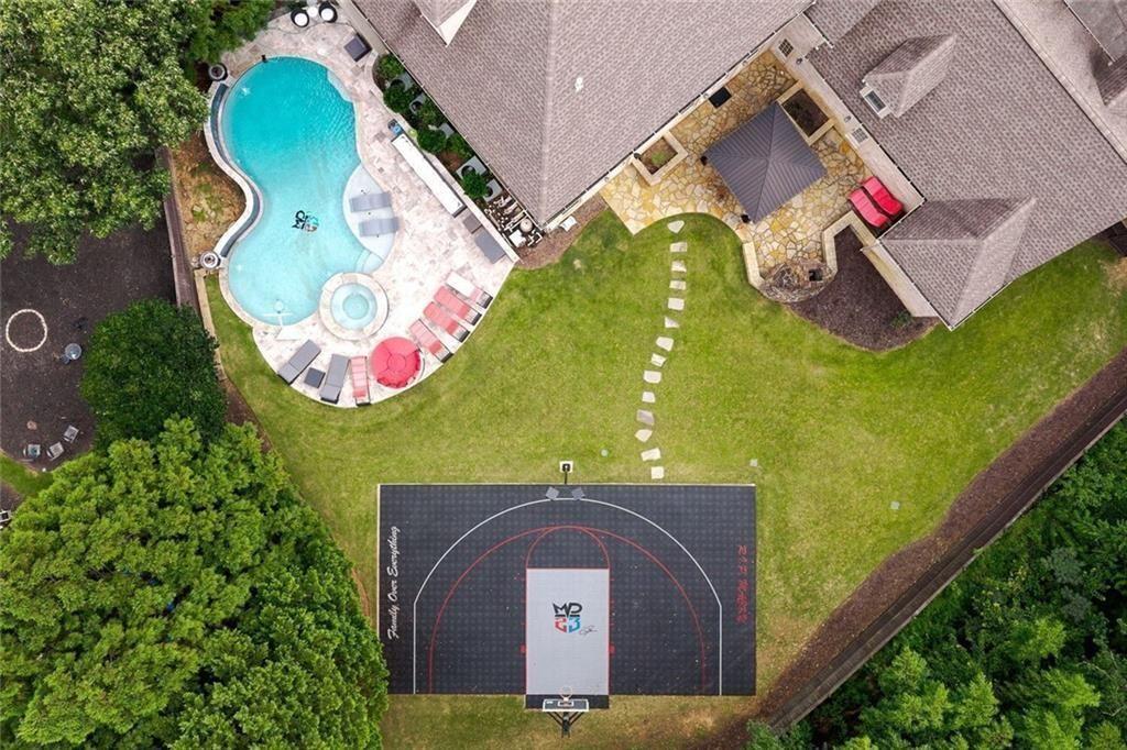 11140 W Road Roswell, GA 30075 - Photo 68 of 72 an aerial view of a house