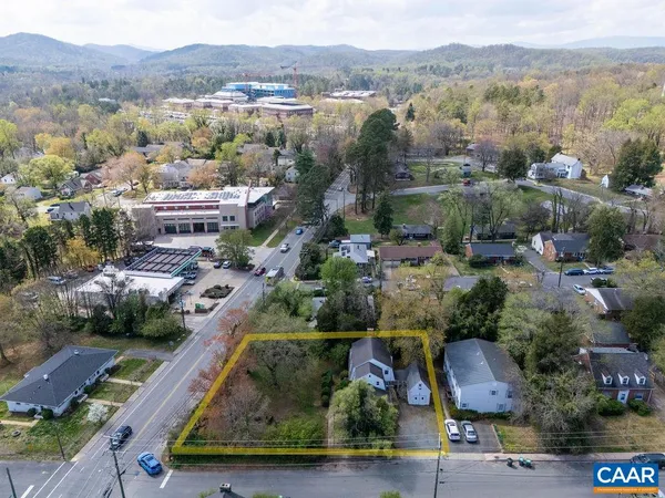 $898,000 | 2401 Fontaine Ave Extension, Charlottesville, VA 22903