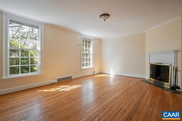 $898,000 | 2401 Fontaine Ave Extension, Charlottesville, VA 22903