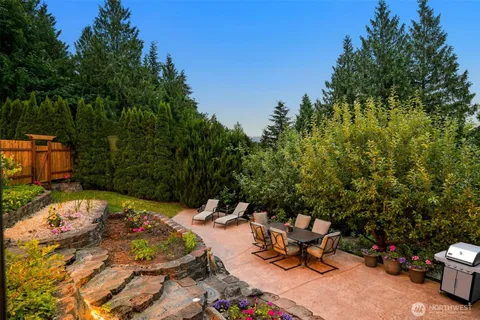 $750,000 | 755 Top Place, Sedro-Woolley, WA 98284