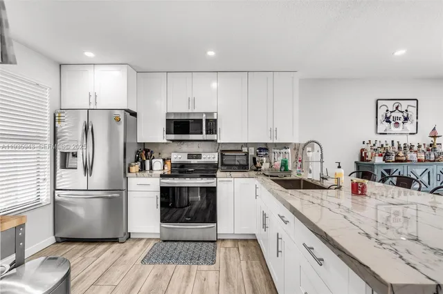 $2,800 | 12950 Southwest 66th Terrace, Unit 12950, Miami, FL 33183