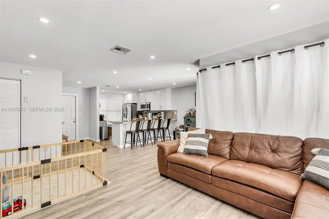 $2,800 | 12950 Southwest 66th Terrace, Unit 12950, Miami, FL 33183