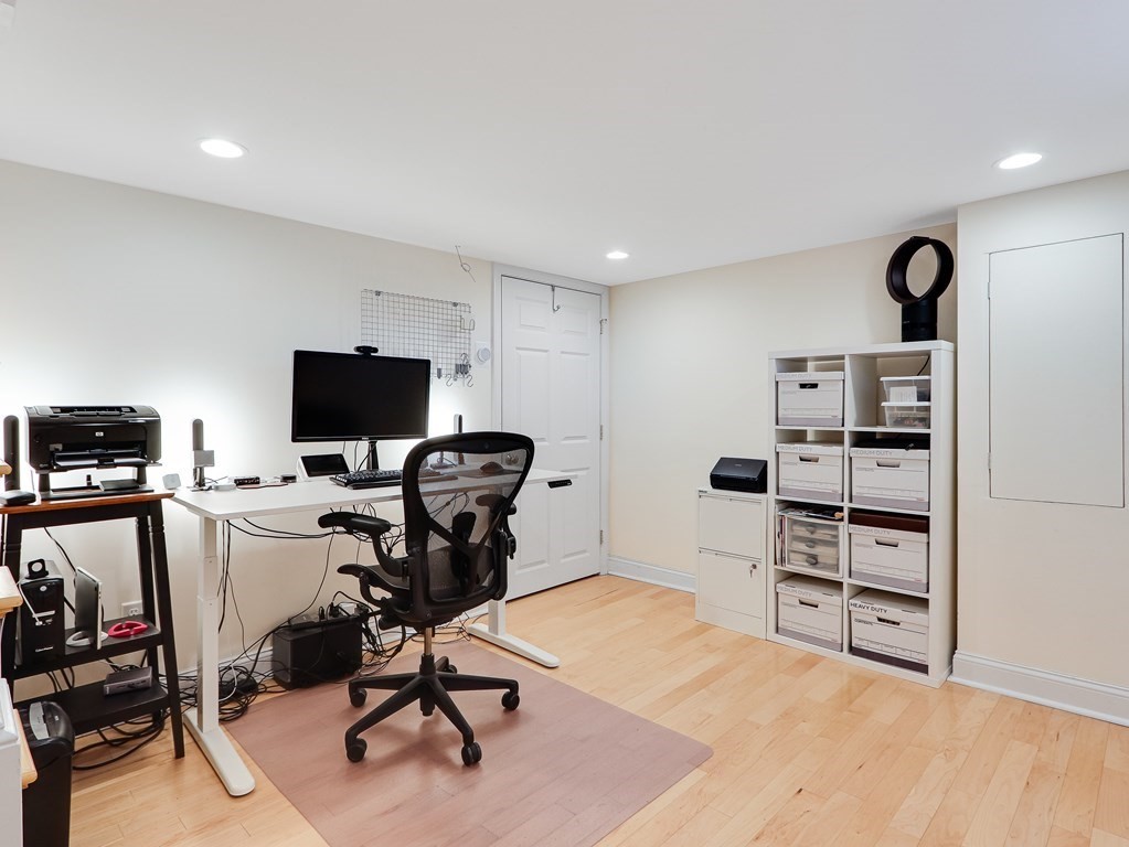 14 Samoset Road Newton, MA 02468 - Photo 27 of 32