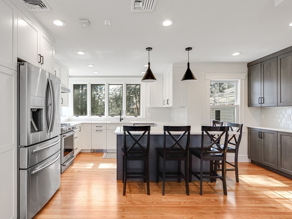 14 Samoset Road Newton, MA 02468 - Photo 5 of 32