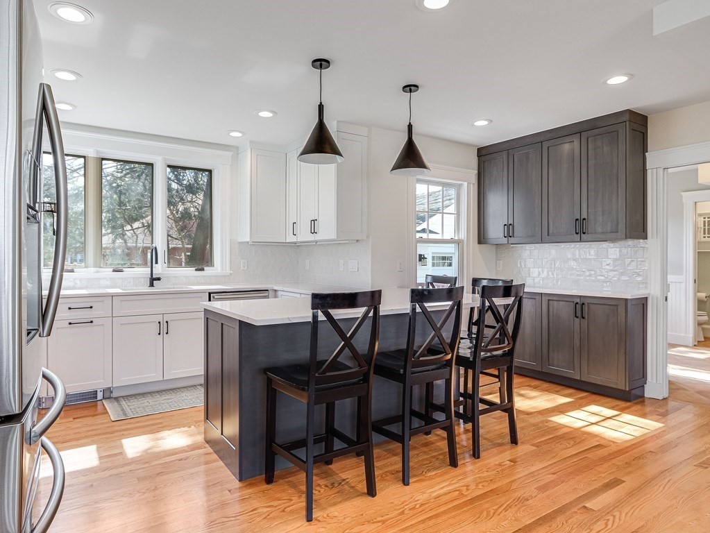14 Samoset Road Newton, MA 02468 - Photo 6 of 32