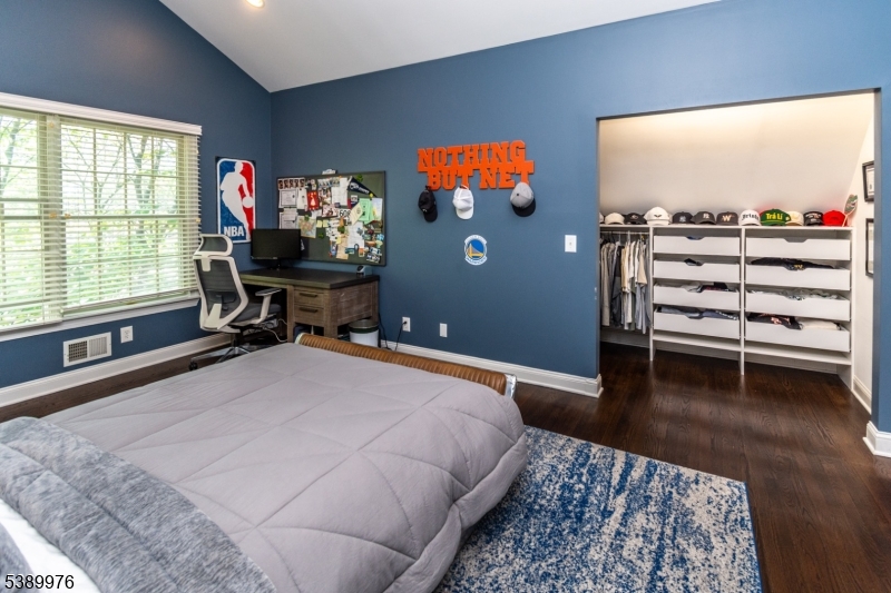 105 Annin Road Bernards, NJ 07920 - Photo 22 of 33