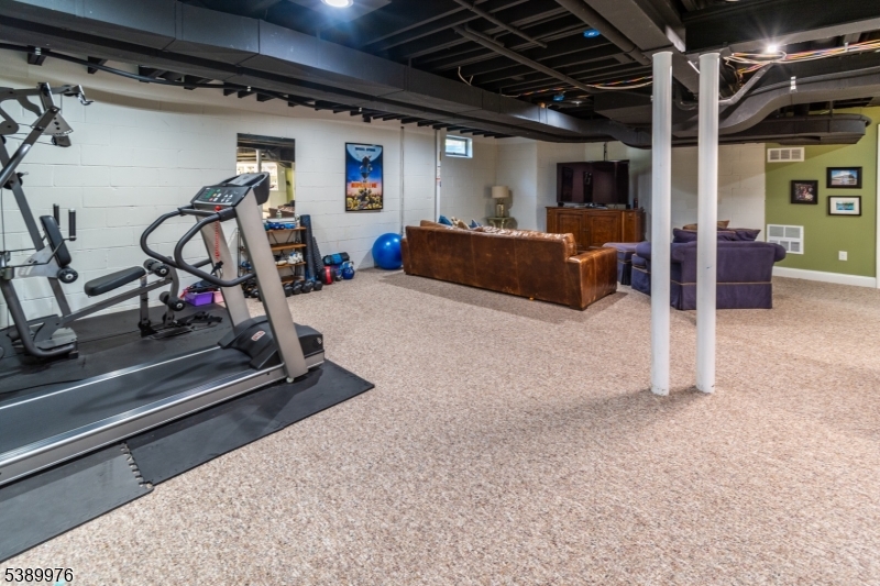 105 Annin Road Bernards, NJ 07920 - Photo 26 of 33