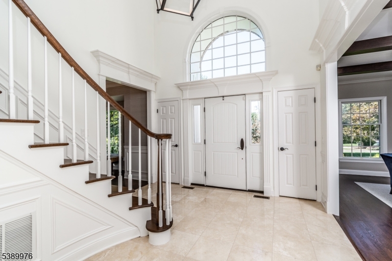 105 Annin Road Bernards, NJ 07920 - Photo 4 of 33