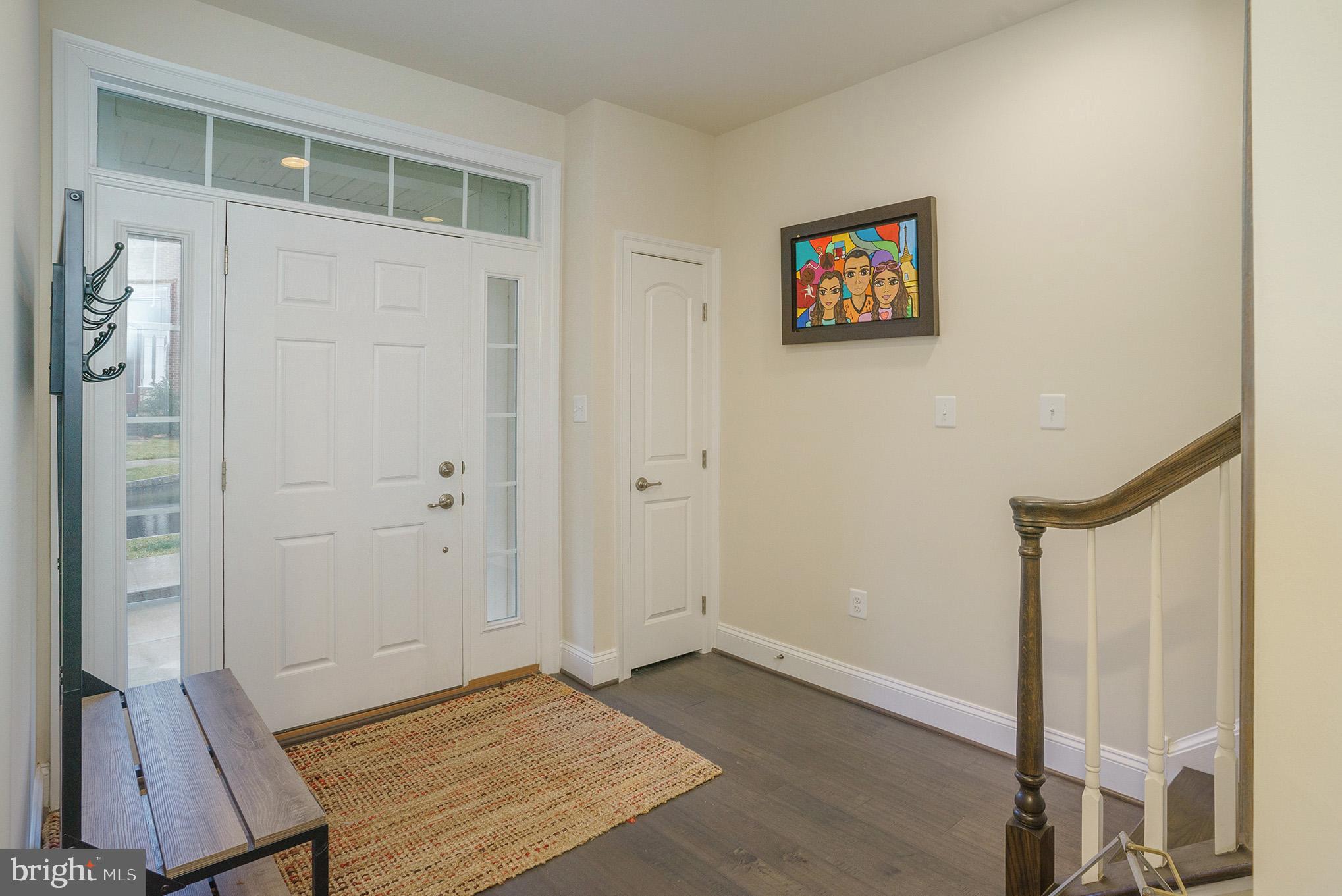 607 Stonecliffe Road Malvern, PA 19355 - Photo 3 of 27