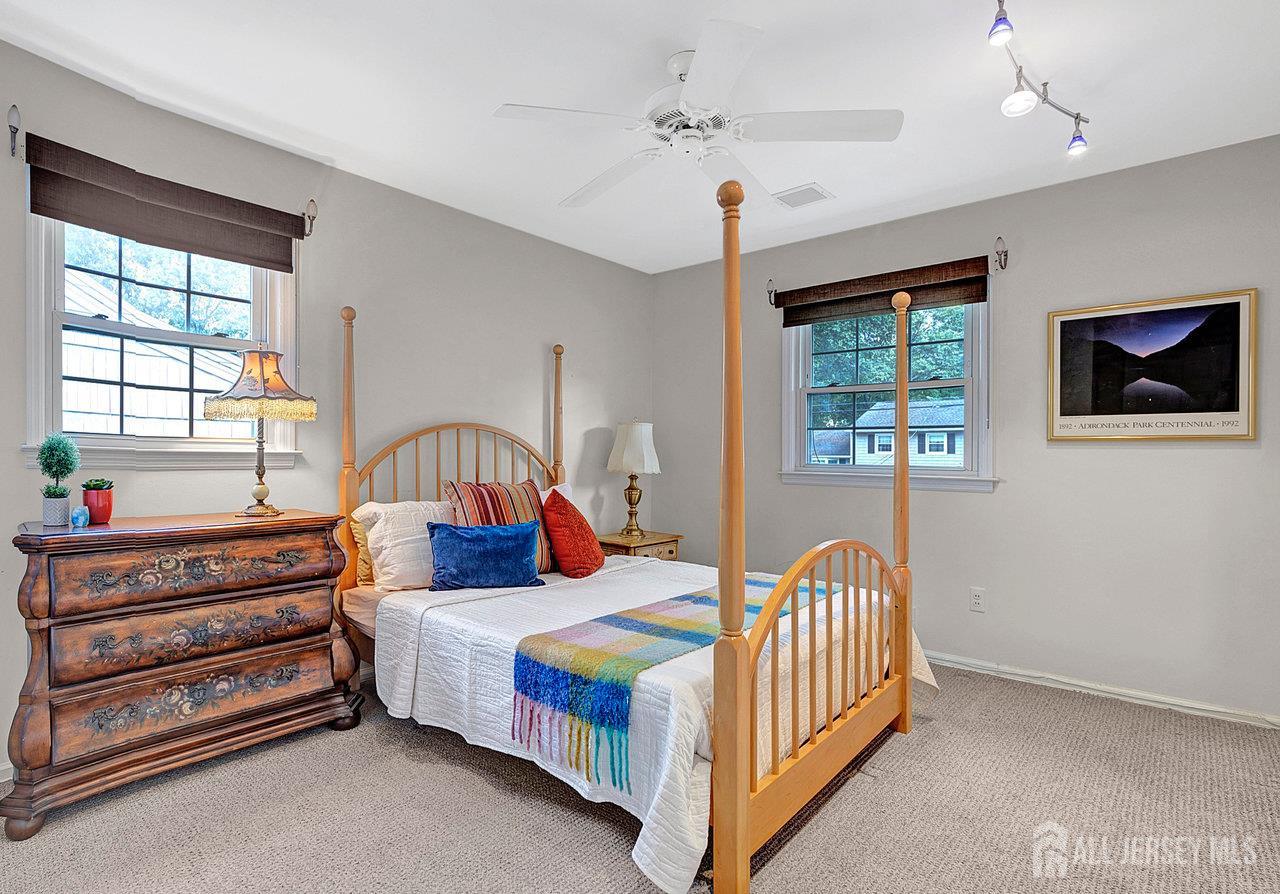 2087 Meadowview Road Scotch Plains, NJ 07076 - Photo 11 of 31 Gallery Image 11