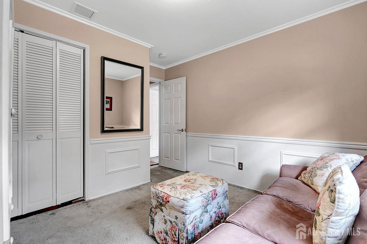 2087 Meadowview Road Scotch Plains, NJ 07076 - Photo 17 of 31 Gallery Image 17