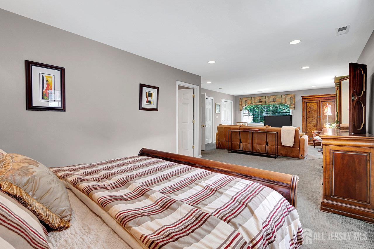 2087 Meadowview Road Scotch Plains, NJ 07076 - Photo 20 of 31 Gallery Image 20