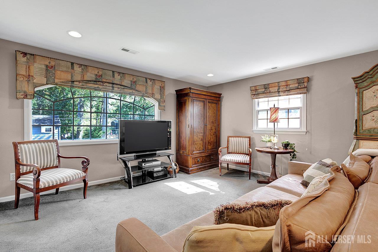 2087 Meadowview Road Scotch Plains, NJ 07076 - Photo 21 of 31 Gallery Image 21