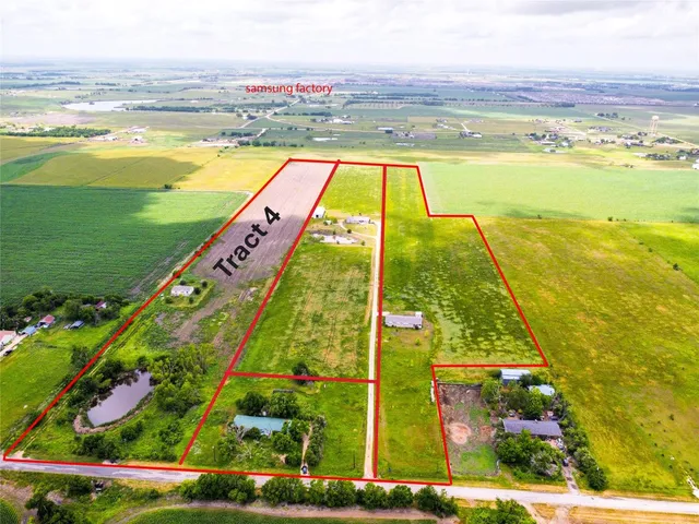 a view of an ocean with a large pool