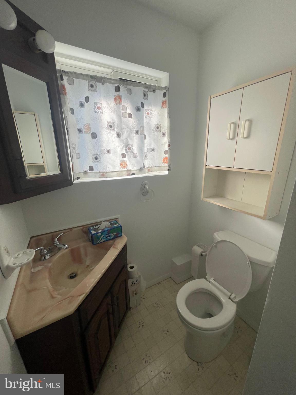 1703 Long Place Baltimore, MD 21222 - Photo 16 of 38 main level bath