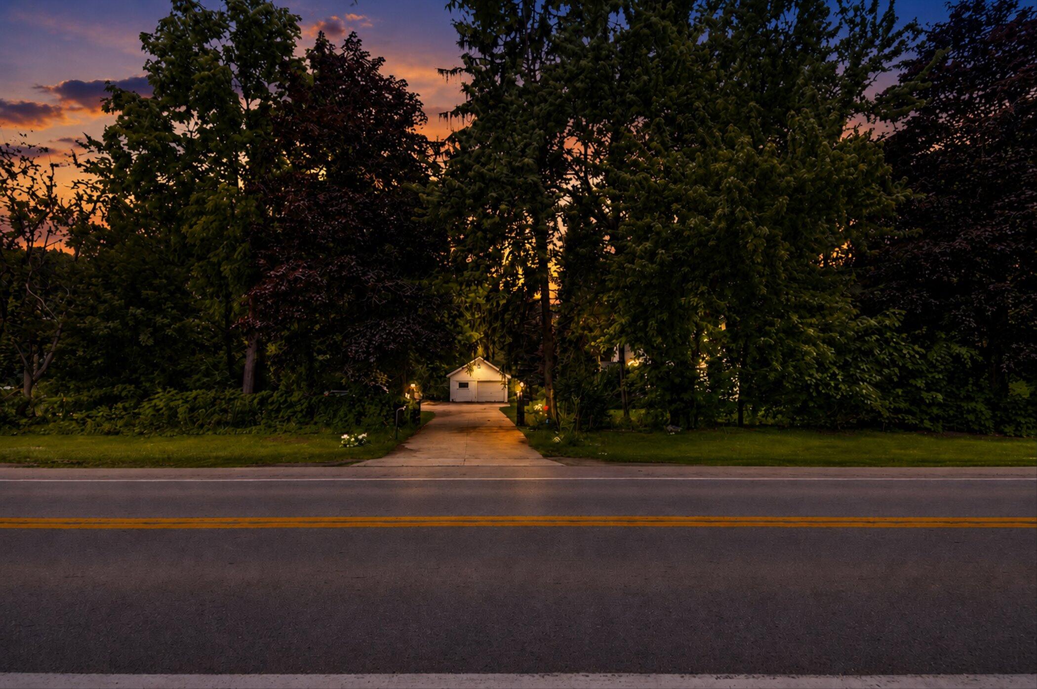 6109 Brooklyn Road Jackson, MI 49201 - Photo 1 of 25 01-6109-Brooklyn-Rd-WindowStill-Photogra