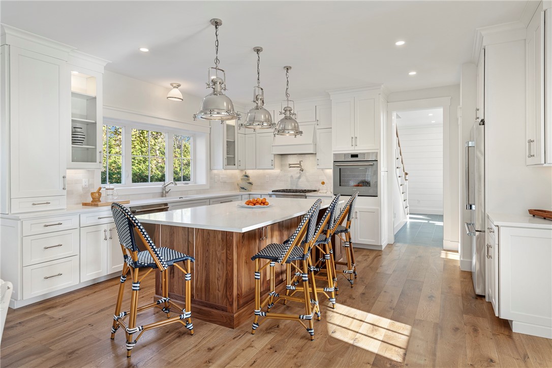 1 Knowlton Court Bristol, RI 02809 - Photo 9 of 45