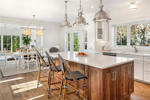 $1,585,000 | 1 Knowlton Court, Bristol, RI 02809