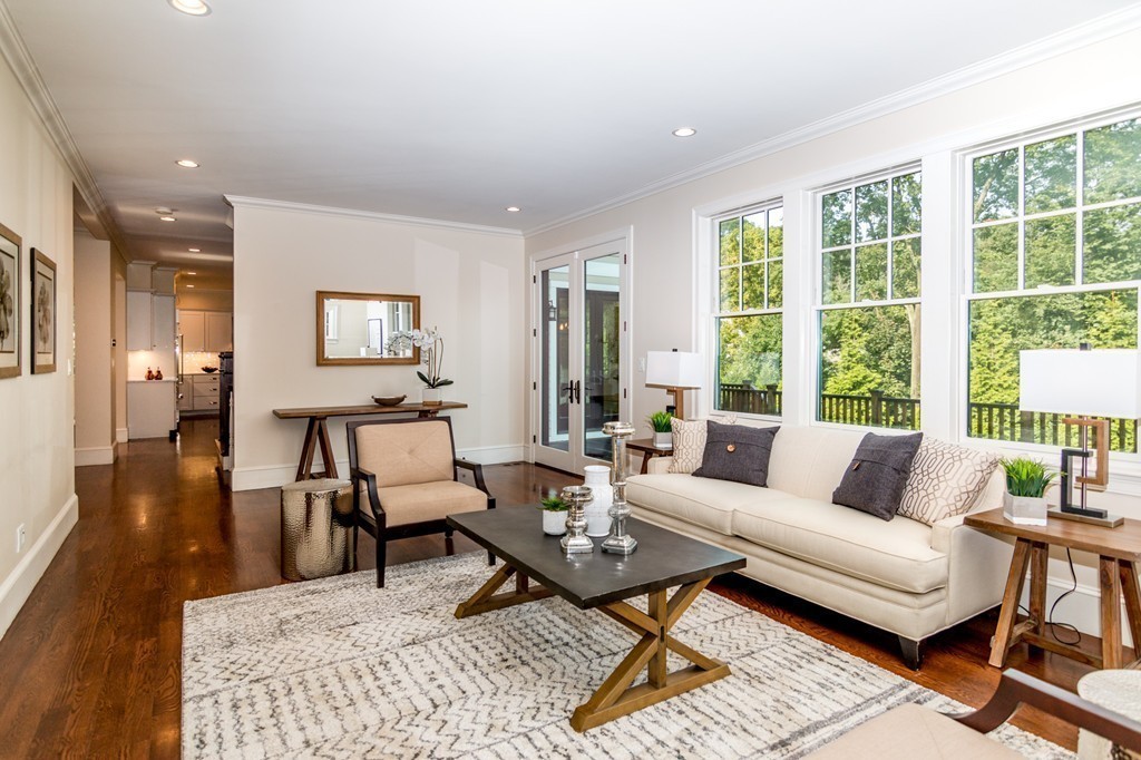 57 Cleveland Road Brookline, MA 02467 - Photo 9 of 19 Gallery Image 9