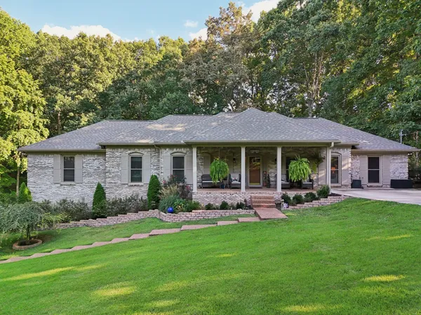 $669,900 | 106 Dogwood Court, Dickson, TN 37055