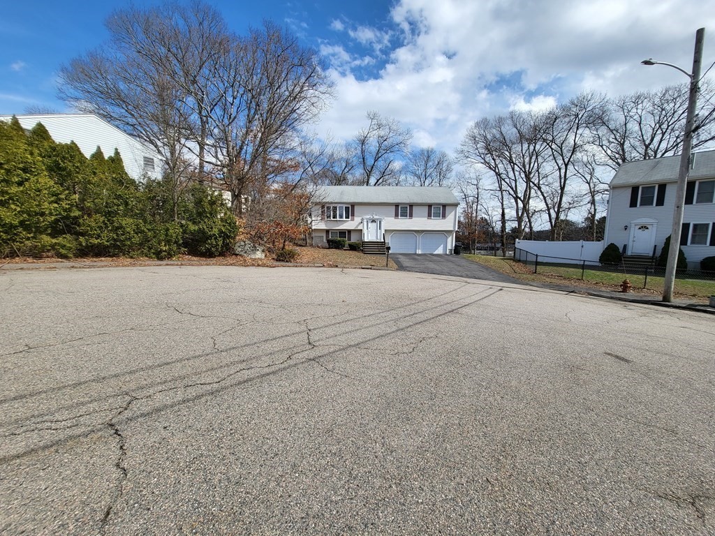 16 Krypto Circle Randolph, MA 02368 - Photo 2 of 23