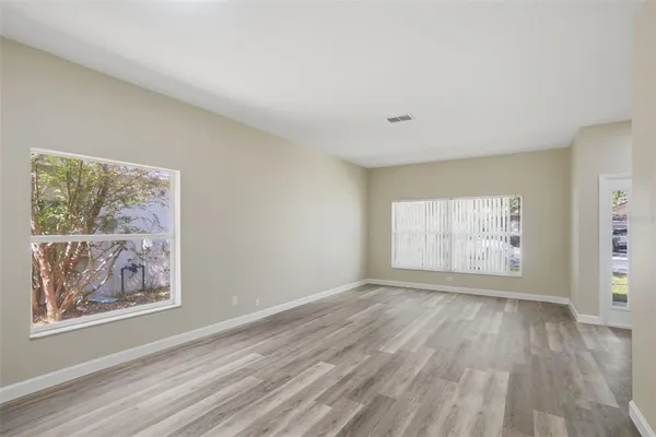 $334,900 | 1212 Longville Circle, Tavares, FL 32778