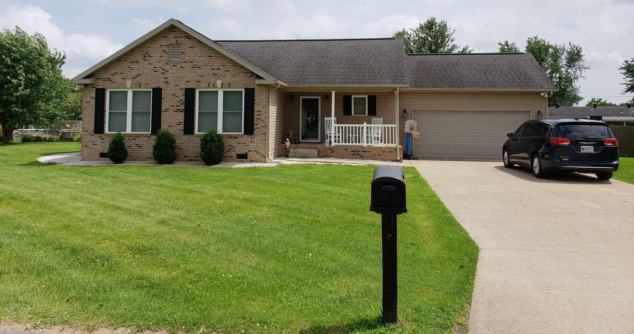 801 Tenth Street Grandview, IN 47615 - Photo 1 of 14 Gallery Image 1