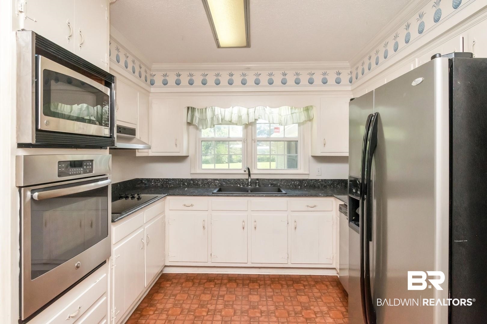 5901 Chalet Drive North Mobile, AL 36608 - Photo 4 of 24