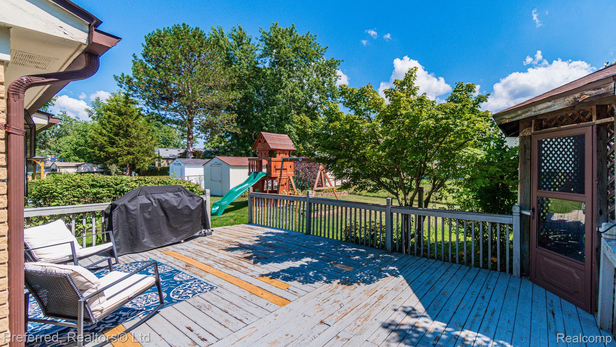 681 Kings Way Canton, MI 48188 - Photo 28 of 35 Gallery Image 28