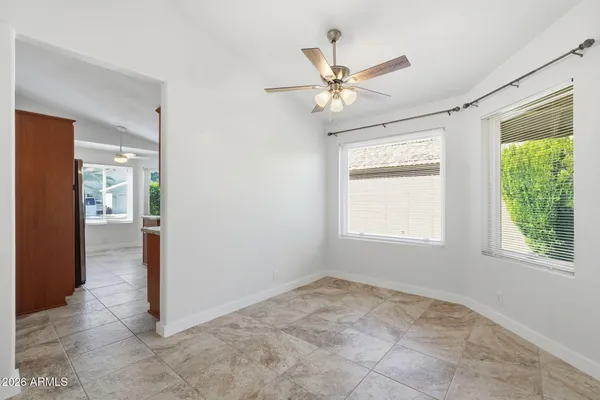 $2,395 | 3030 East Topeka Drive, Phoenix, AZ 85050
