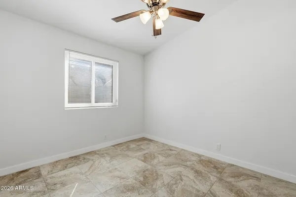 $2,395 | 3030 East Topeka Drive, Phoenix, AZ 85050