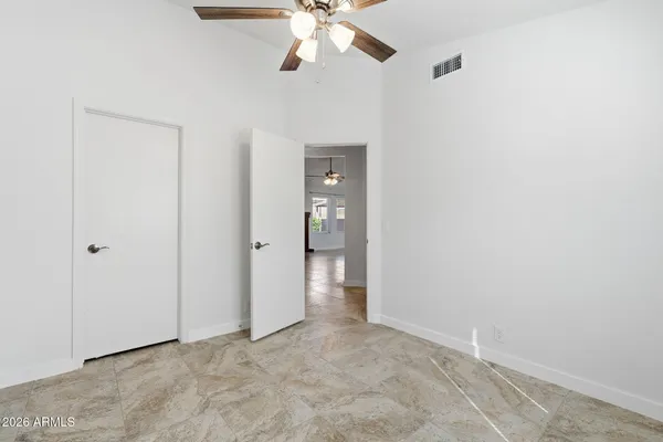 $2,395 | 3030 East Topeka Drive, Phoenix, AZ 85050