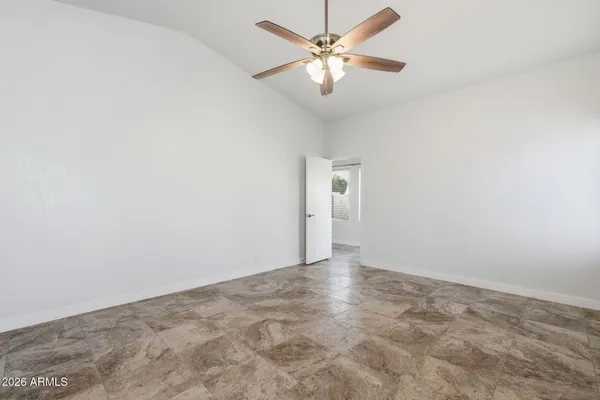 $2,395 | 3030 East Topeka Drive, Phoenix, AZ 85050