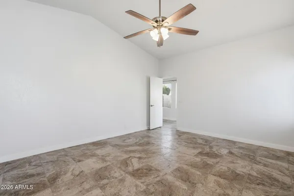 $2,395 | 3030 East Topeka Drive, Phoenix, AZ 85050