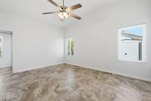 $2,395 | 3030 East Topeka Drive, Phoenix, AZ 85050