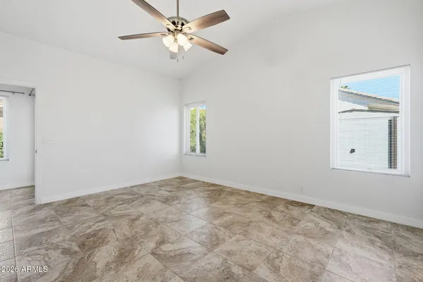 $2,395 | 3030 East Topeka Drive, Phoenix, AZ 85050
