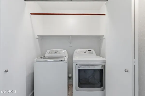 $2,395 | 3030 East Topeka Drive, Phoenix, AZ 85050