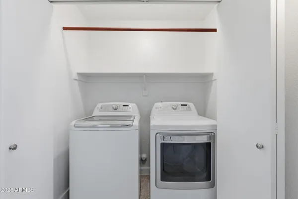 $2,395 | 3030 East Topeka Drive, Phoenix, AZ 85050