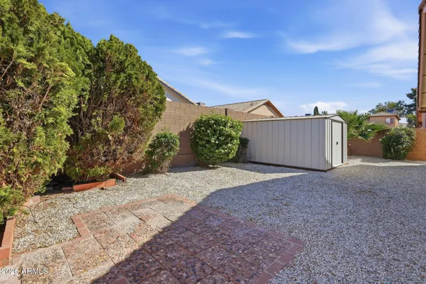 $2,395 | 3030 East Topeka Drive, Phoenix, AZ 85050