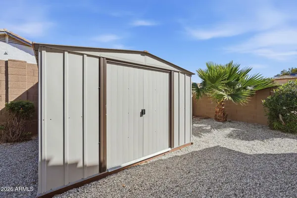 $2,395 | 3030 East Topeka Drive, Phoenix, AZ 85050