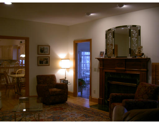 16 Autumn Ridge East Longmeadow, MA 01028 - Photo 3 of 11 Gallery Image 3