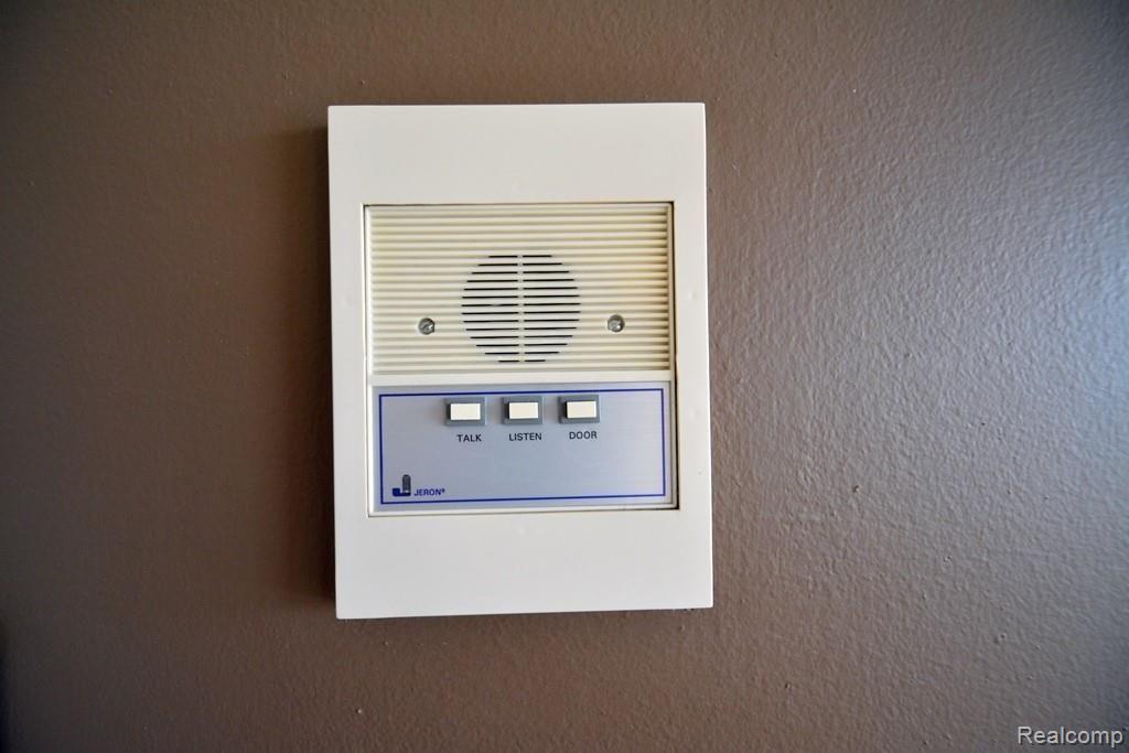 125 East 14 Mile Road, Unit 11 Birmingham, MI 48009 - Photo 8 of 25