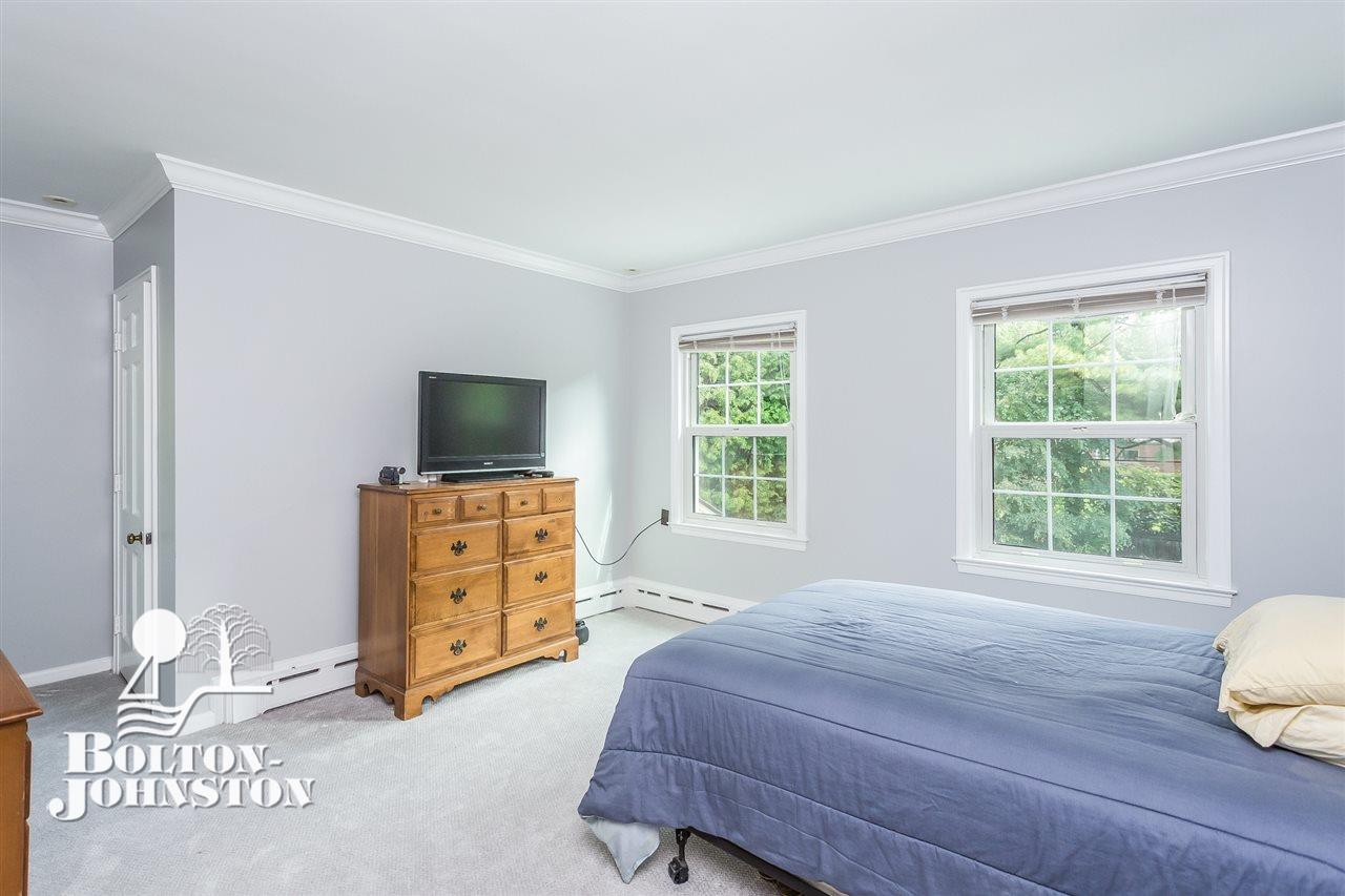 84 Merriweather Road Grosse Pointe Farms, MI 48236 - Photo 31 of 57