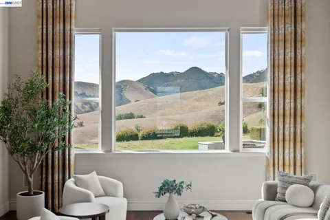 $5,750,000 | 27 Eagle Ridge Lane, Danville, CA 94506
