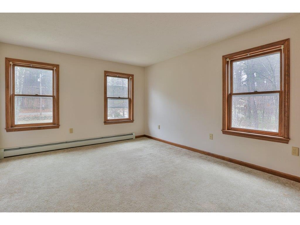 306 Lane Road Chester, NH 03036 - Photo 25 of 34