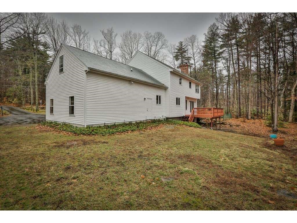 306 Lane Road Chester, NH 03036 - Photo 4 of 34
