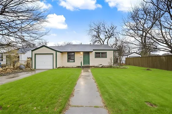 $1,500 | 7349 Pensacola Avenue, Fort Worth, TX 76116