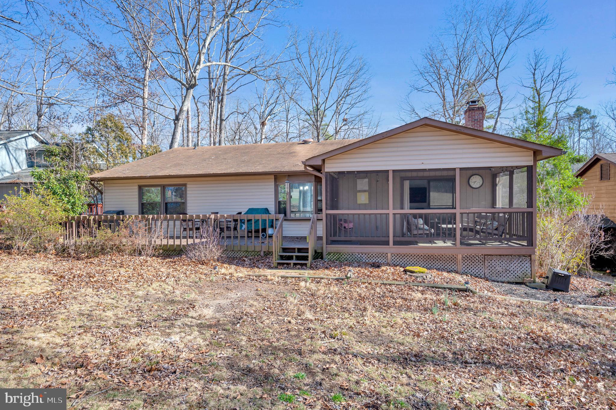 424 Birdie Road Locust Grove, VA 22508 - Photo 27 of 42 Back yard for the entertainer